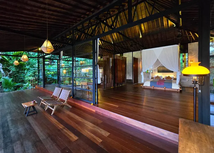 Mahadevi 4 Within Jungle & Private Pool Ubud