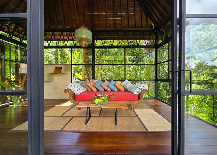 Mahadevi 4 Within Jungle & Private Pool Ubud