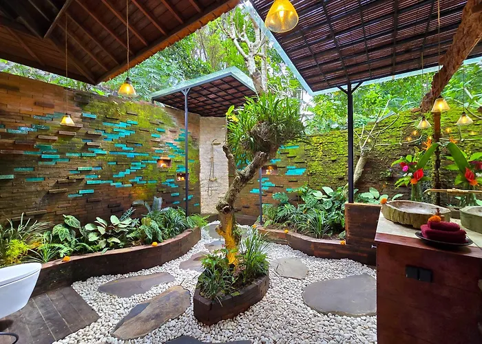 Mahadevi 4 Within Jungle & Private Pool Villa *