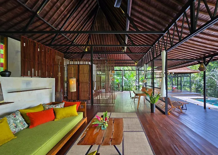 Mahadevi 4 Within Jungle & Private Pool * Ubud