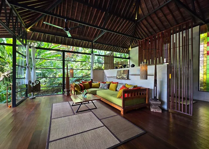Mahadevi 4 Within Jungle & Private Pool Ubud